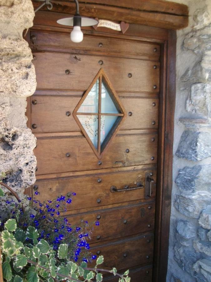 Le Petit Chateau De Vetan Cir 0023 圣皮埃尔 外观 照片